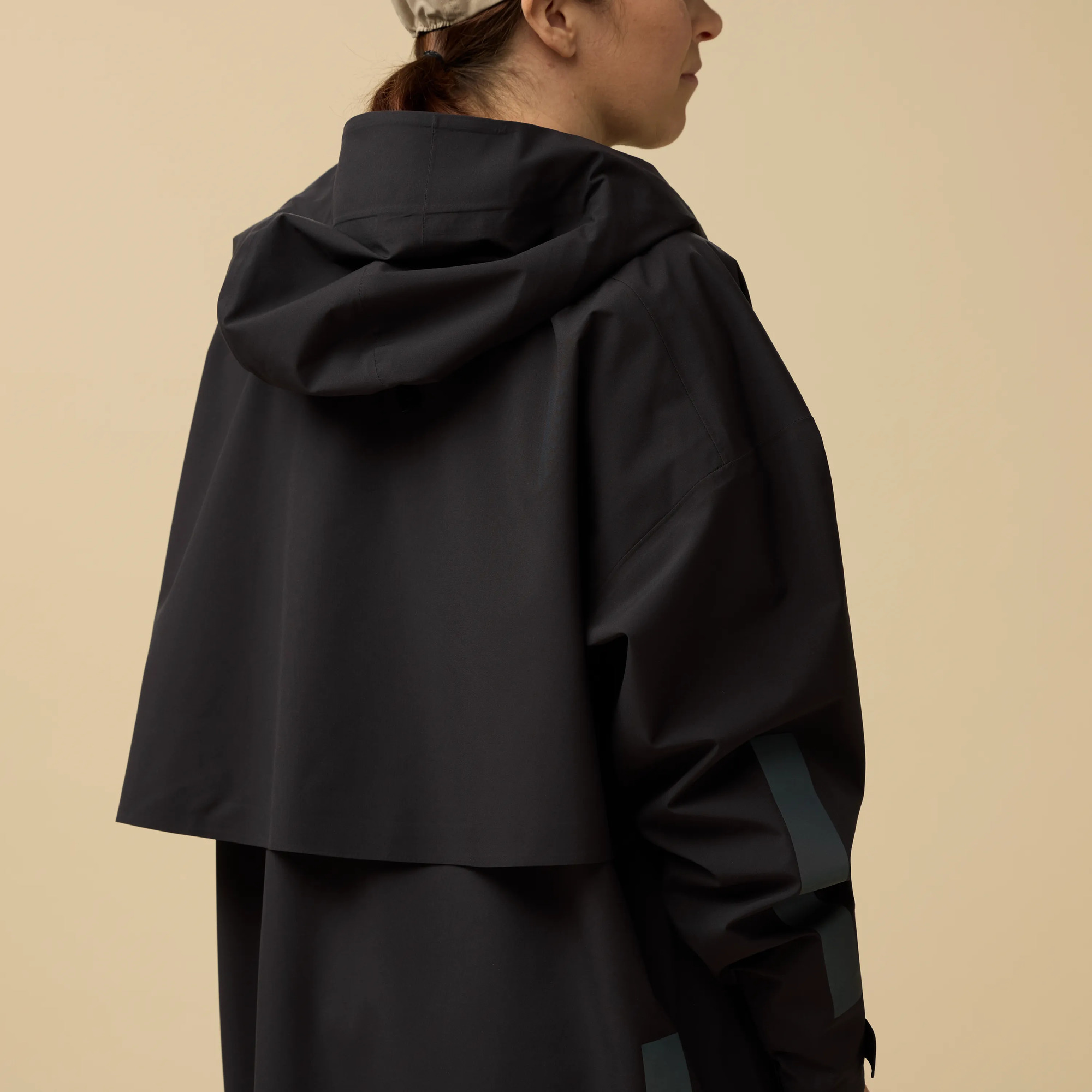 14575-hoja-rain-poncho–1.jpg