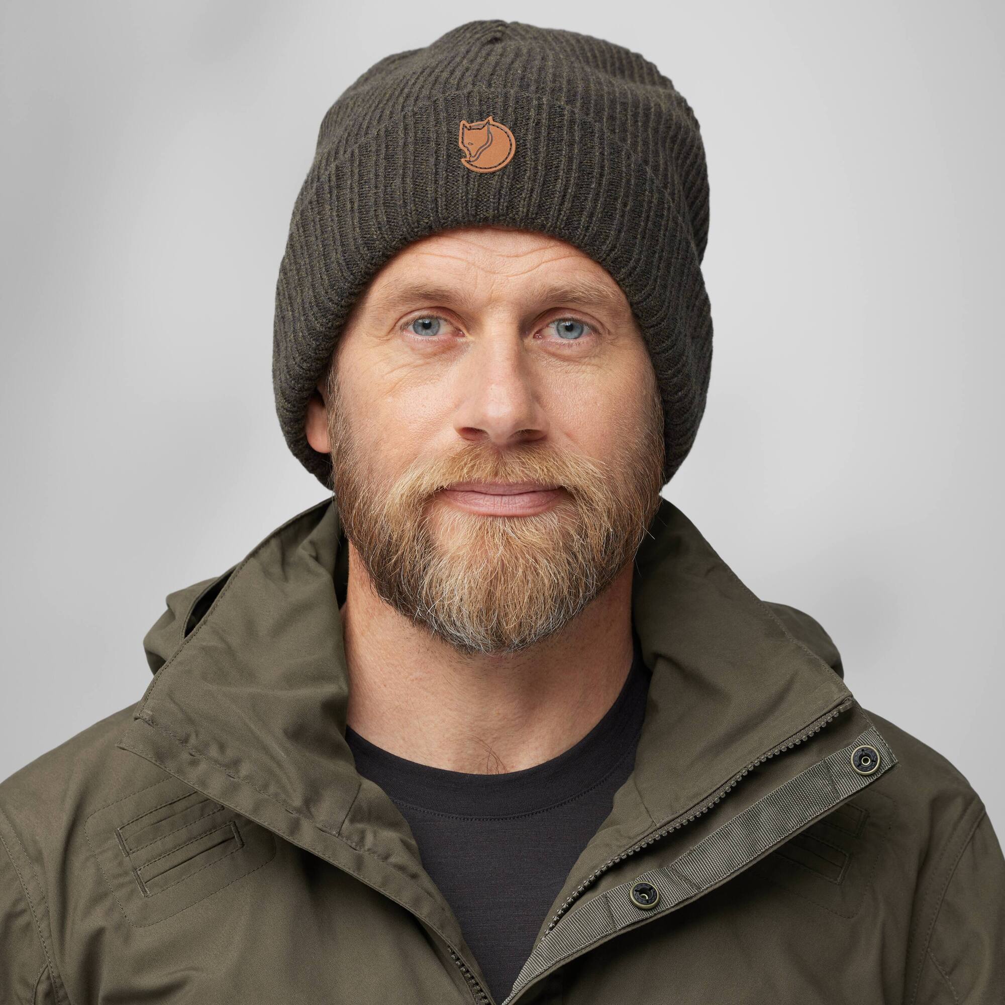 16364-s-xf6-rmland-reversible-beanie–1.jpg