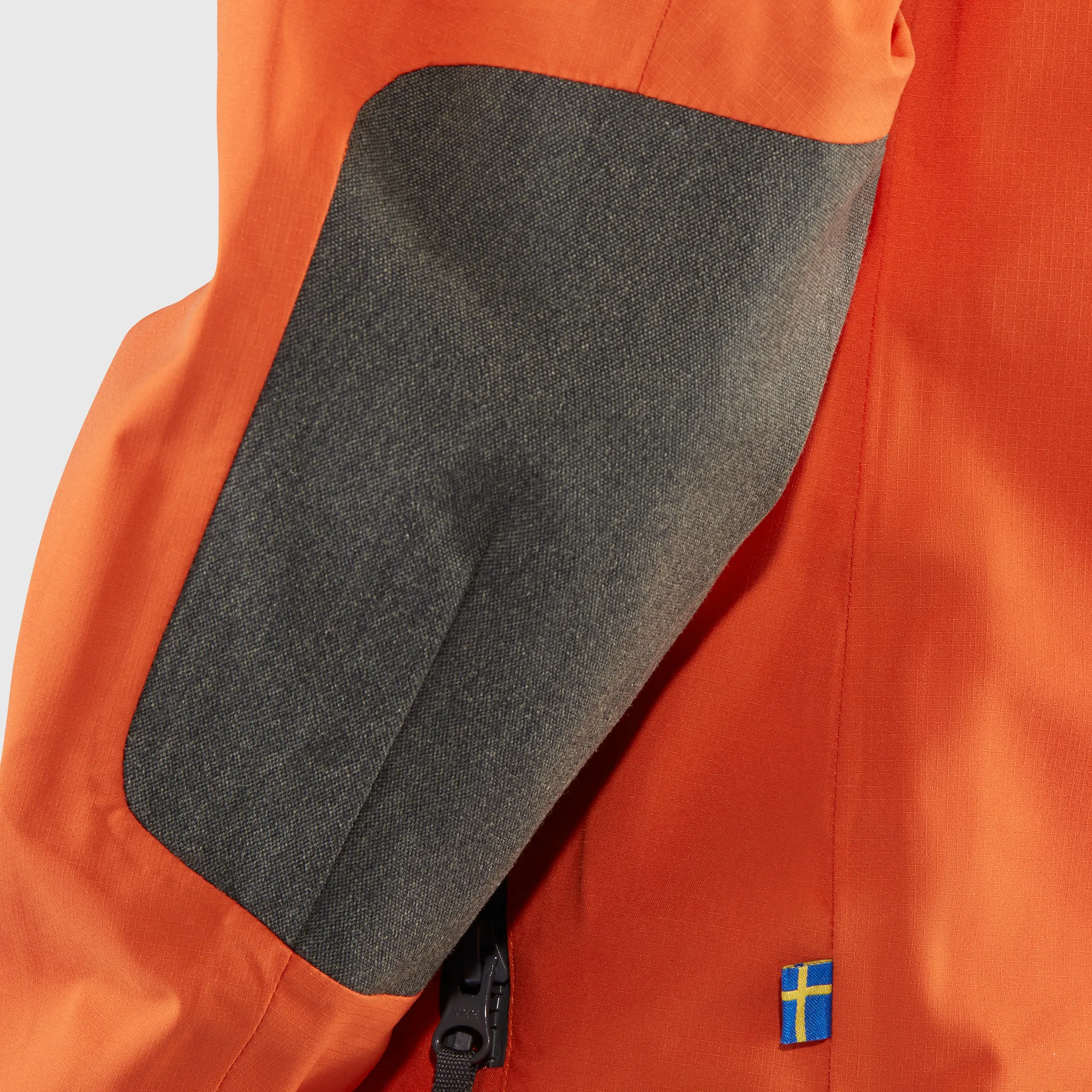 8538-bergtagen-eco-shell-jacket-w–1.jpg